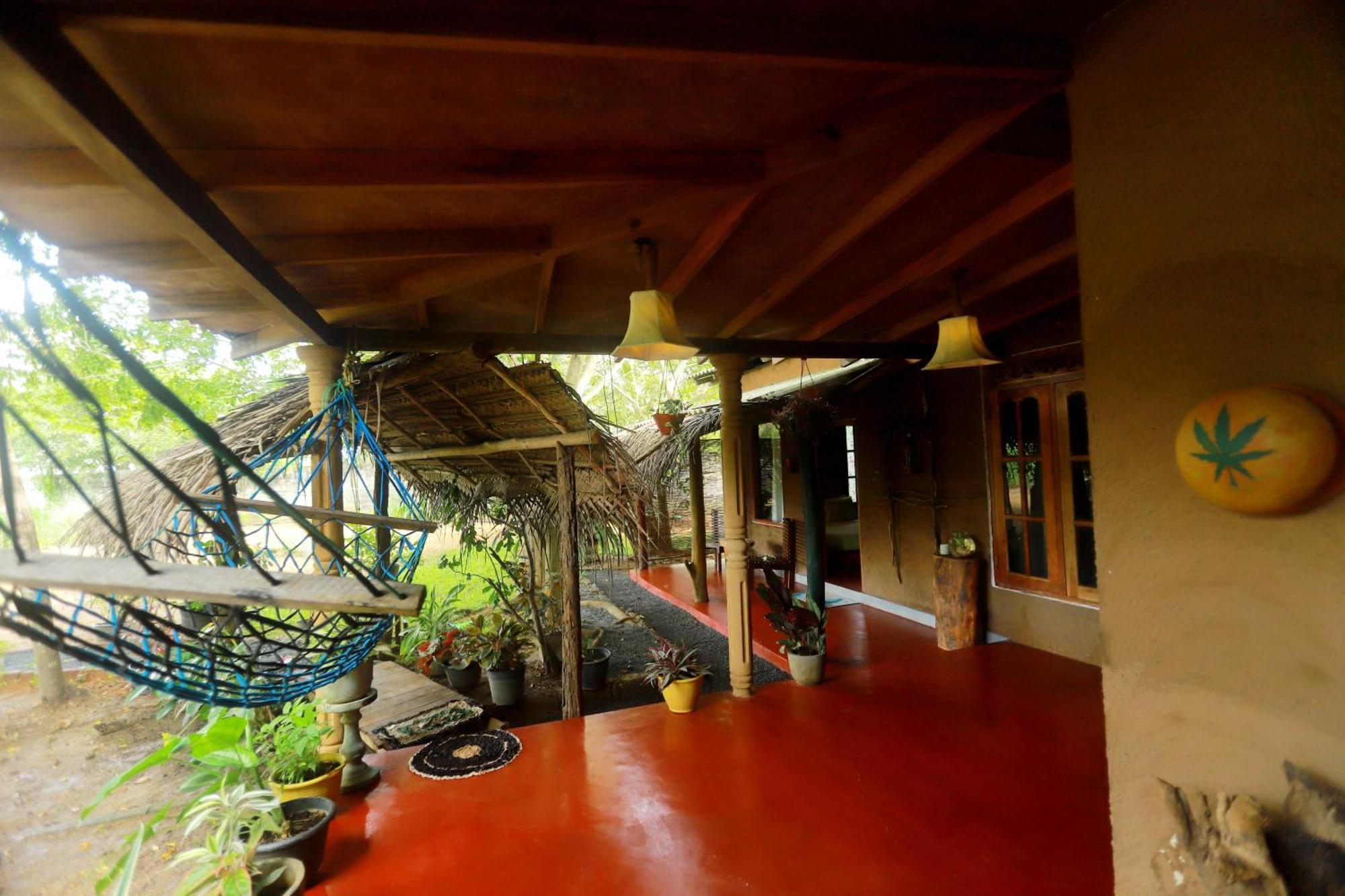 Dinna Nature Hostel สิกิริยา ภายนอก รูปภาพ
