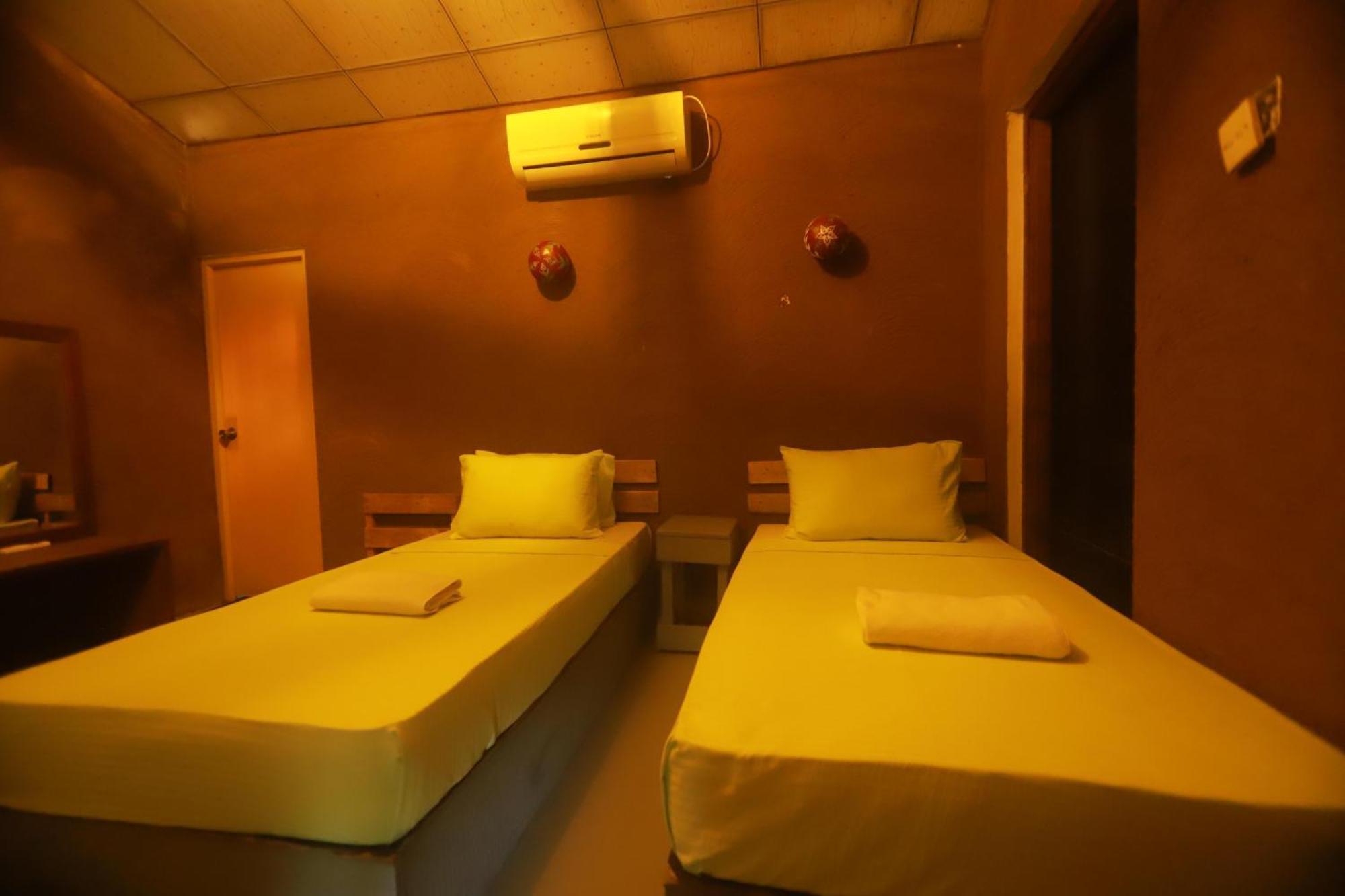 Dinna Nature Hostel สิกิริยา ภายนอก รูปภาพ